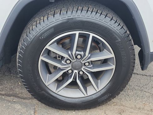 Used 2020 Jeep Grand Cherokee Limited image 8