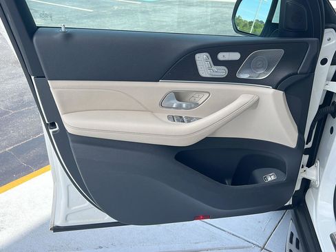 Used 2020 Mercedes-Benz GLE 350 4MATIC image 16