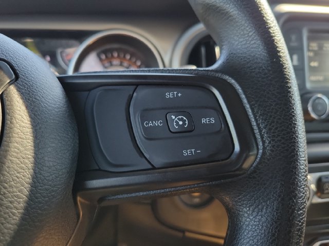 Certified 2018 Jeep Wrangler Unlimited Sport AWD/4WD image 22