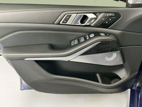 Used 2025 BMW ALPINA XB7 AWD/4WD image 24
