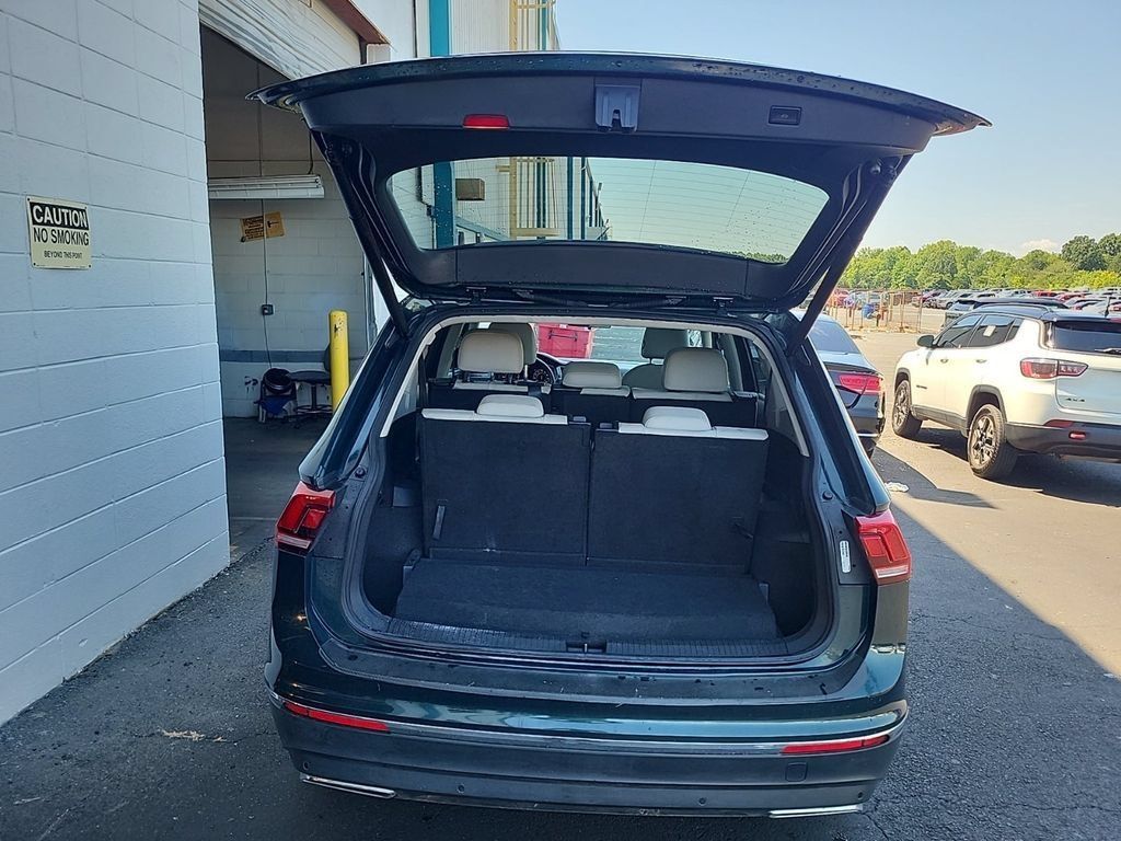 Used 2019 Volkswagen Tiguan SEL FWD image 6