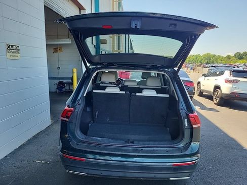 Used 2019 Volkswagen Tiguan SEL FWD image 6