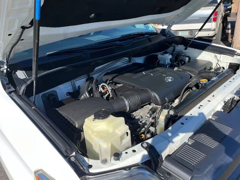 Used 2015 Toyota Tundra SR5 image 39