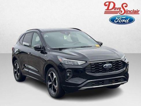 Used 2023 Ford Escape ST-Line Select w/ Tech Pack #2 image 4