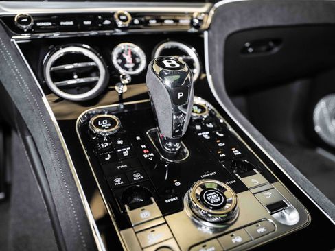 Used 2024 Bentley Continental GT Speed image 36