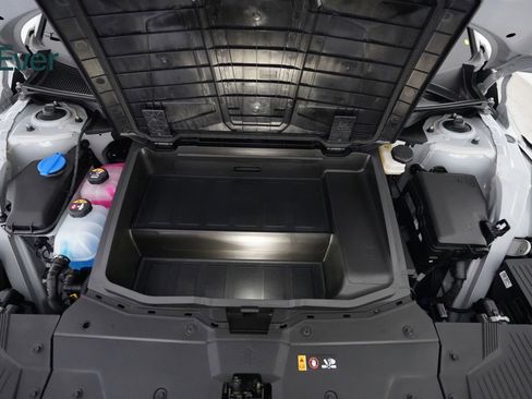 Used 2024 Hyundai Ioniq 5 Limited image 29