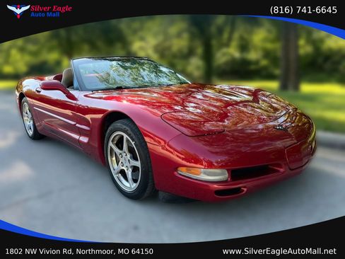 Used 2001 Chevrolet Corvette Convertible w/ Preferred Equipment Group2 RWD image 7