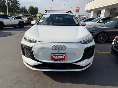 Used 2025 Audi Q6 e-tron Premium Plus w/ Premium Plus AWD/4WD image 12