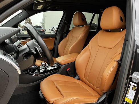 Used 2022 BMW X3 M40i w/ Parking Assistance Package image 23
