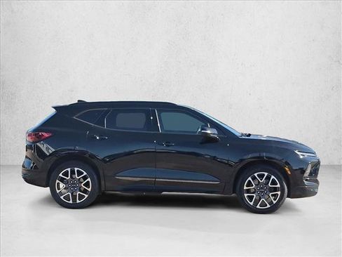 Used 2019 Volkswagen Tiguan S FWD image 4