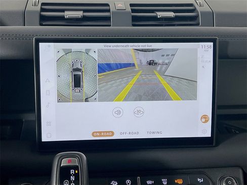 Used 2024 Land Rover Defender 130 X-Dynamic SE image 14