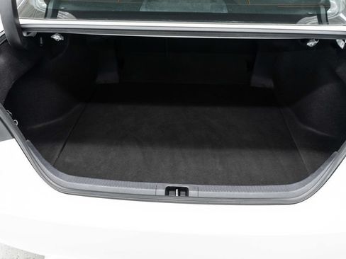 Used 2021 Toyota Camry SE FWD image 26