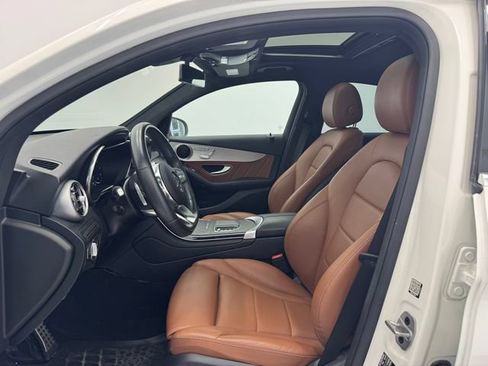 Used 2021 Mercedes-Benz GLC 300 4MATIC Coupe image 18