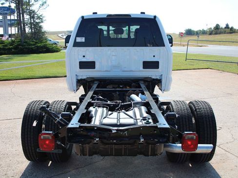 New 2026 Ford F350 XL w/ XL Chrome Package image 8