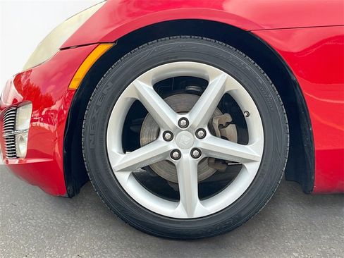 Used 2008 Saturn Sky image 23