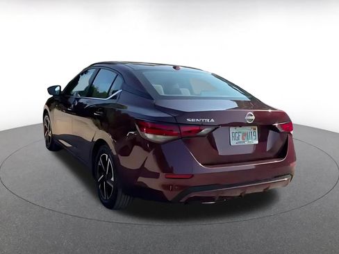 Used 2025 Nissan Sentra SV FWD image 11