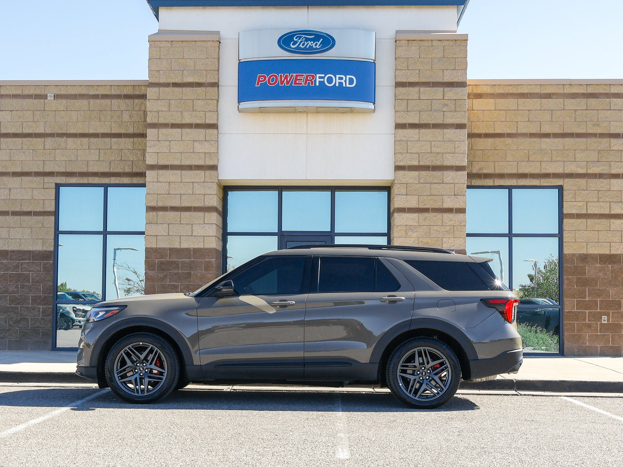 Used 2026 Ford Explorer ST w/ Sun And Sound Package AWD/4WD image 9