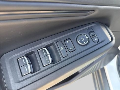 Used 2024 Honda Accord EX image 18