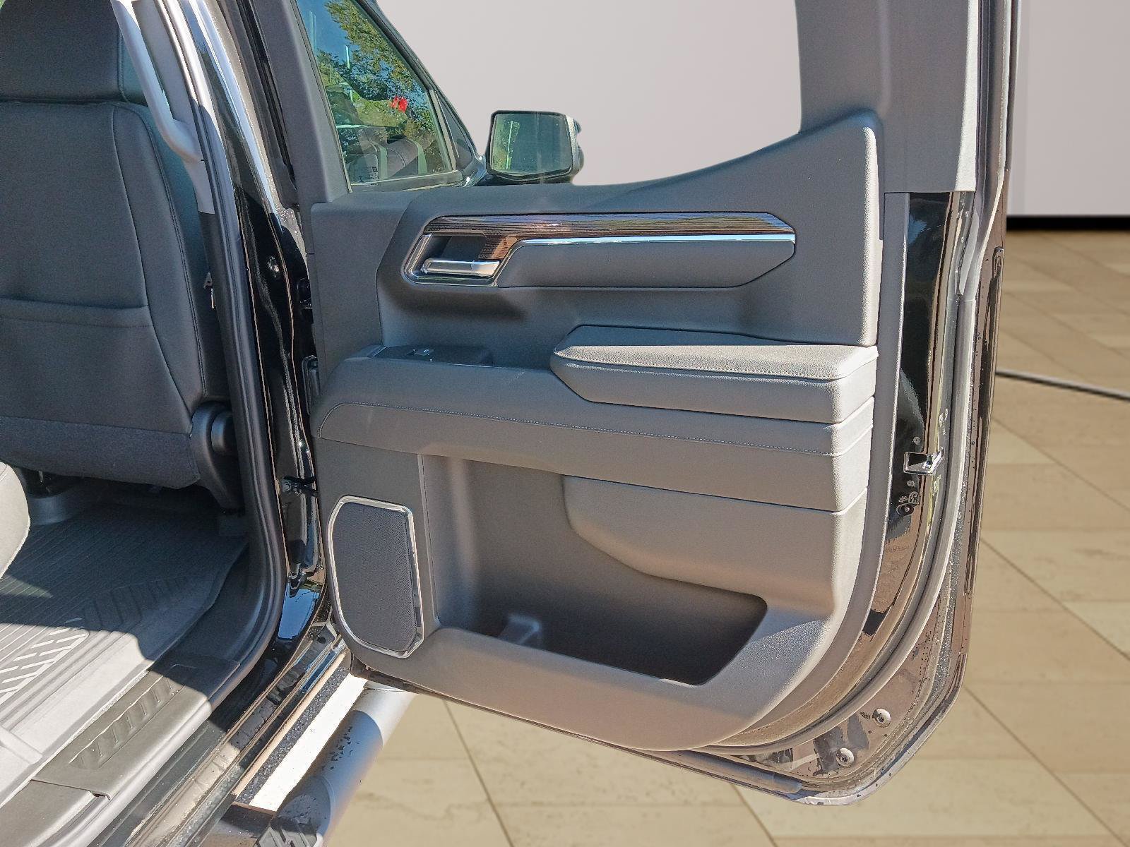 New 2026 Chevrolet Silverado 1500 RST w/ RST All Star Premium Package AWD/4WD image 51