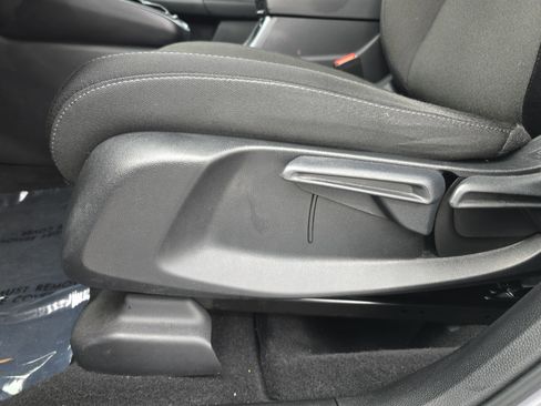 Used 2024 Honda CR-V LX image 28