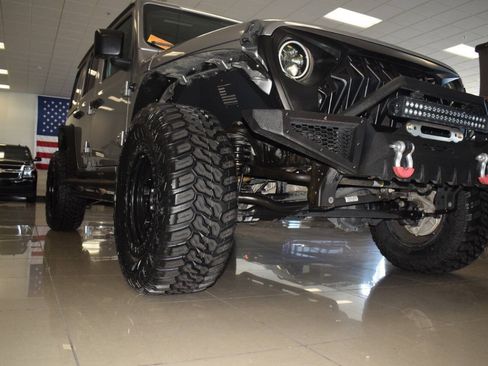 Used 2020 Jeep Wrangler Unlimited Sport AWD/4WD image 14