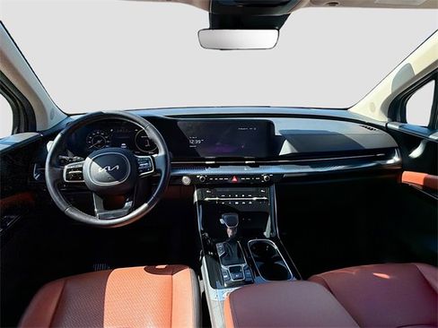 Used 2024 Kia Carnival SX Prestige image 16