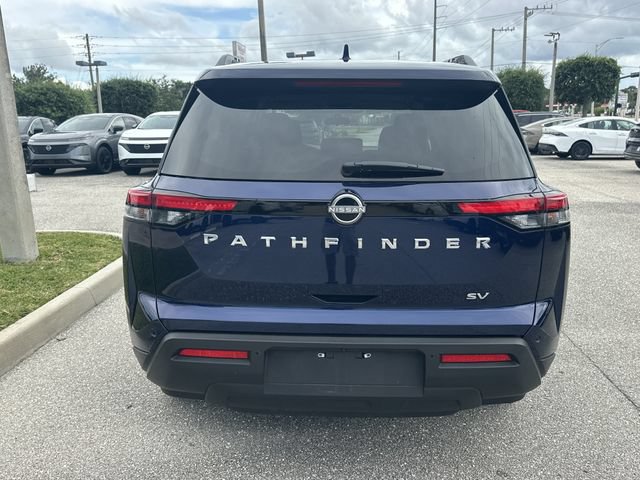 Certified 2024 Nissan Pathfinder SV FWD image 8