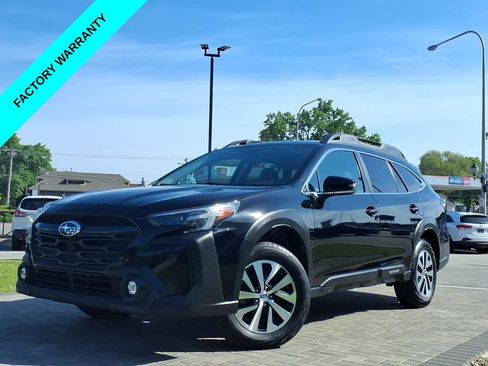 Used 2024 Subaru Outback Premium AWD/4WD image 3