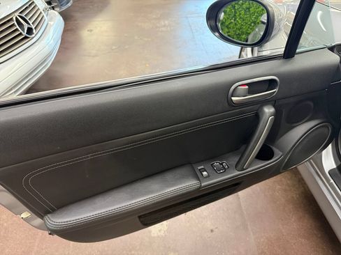 Used 2014 MAZDA MX-5 Miata Grand Touring RWD image 10
