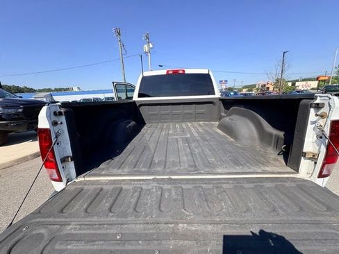 Used 2016 RAM 1500 Express AWD/4WD image 32