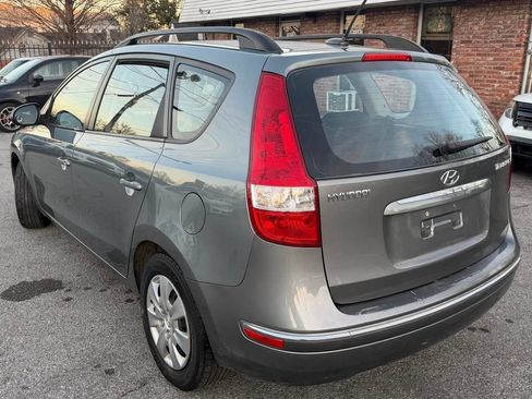 Used 2010 Hyundai Elantra SE w/ Popular Equipment Pkg 2 image 8