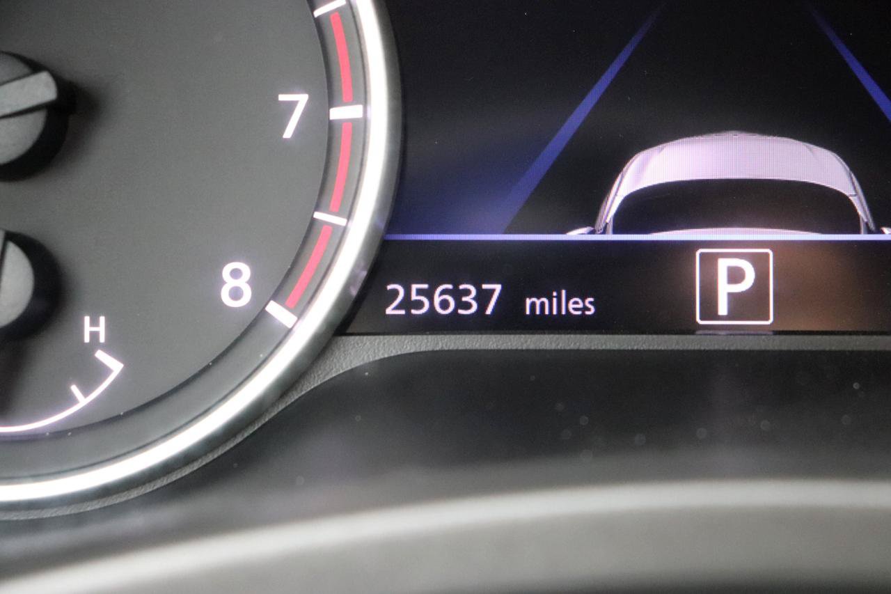 Used 2025 Nissan Sentra SR w/ Midnight Edition FWD image 26