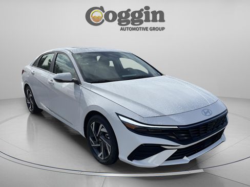 New 2026 Hyundai Elantra Limited w/ Cargo Package FWD image 8
