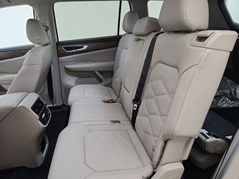 New 2026 Volkswagen Atlas SE image 27