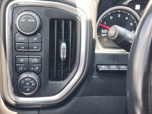 Used 2021 Chevrolet Silverado 1500 High Country w/ Technology Package AWD/4WD image 23