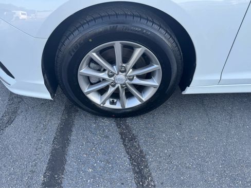 Used 2018 Hyundai Sonata ECO image 9