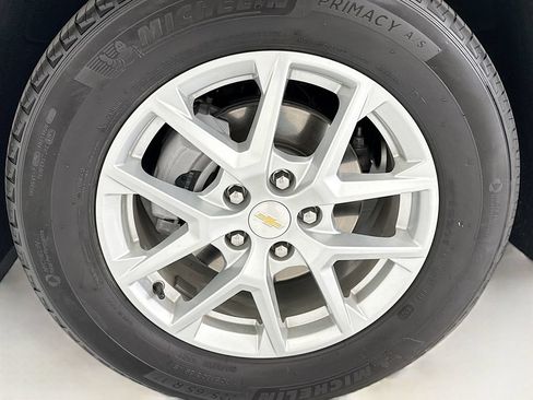 Used 2023 Chevrolet Equinox LS FWD image 28