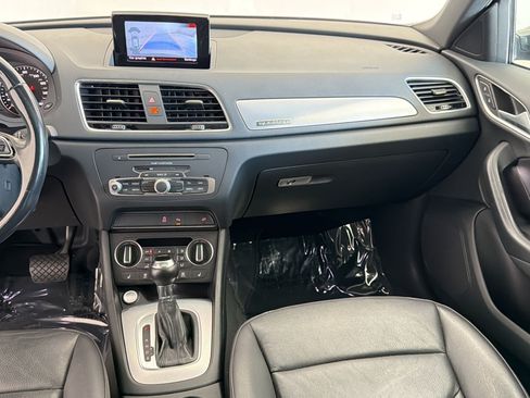 Used 2018 Audi Q3 2.0T Premium w/ Convenience Package AWD/4WD image 28