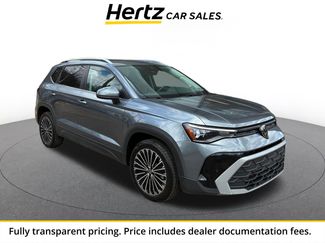 Used 2025 Volkswagen Taos SE FWD video 1