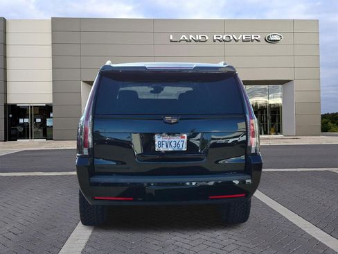 Used 2018 Cadillac Escalade ESV Premium Luxury AWD/4WD image 6