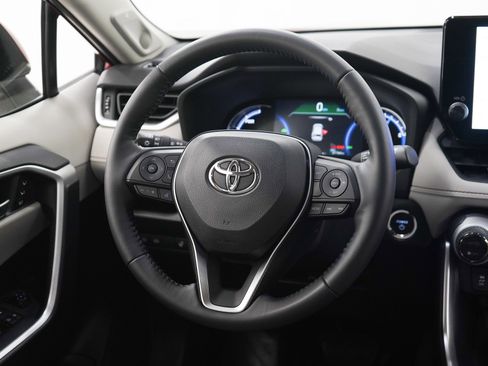 Used 2023 Toyota RAV4 XLE Premium AWD/4WD image 14