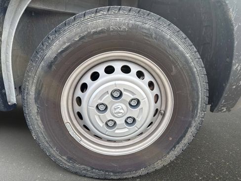 Used 2024 RAM ProMaster 2500 image 8