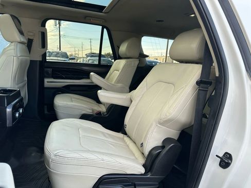 Used 2021 Ford Expedition Max Platinum image 19