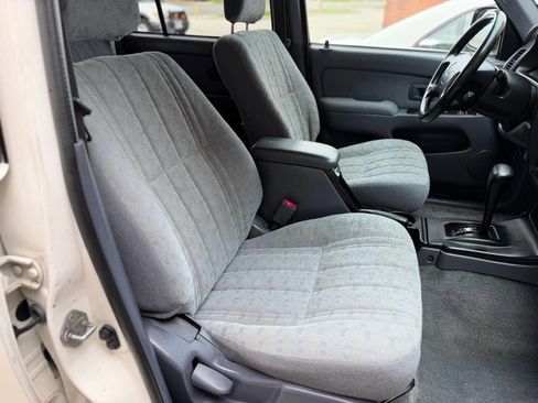 Used 2000 Toyota 4Runner 2WD image 17