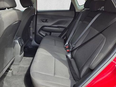 Used 2025 Hyundai Kona SEL image 17