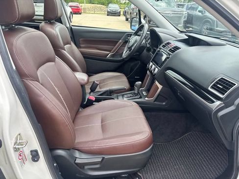 Used 2018 Subaru Forester 2.5i Touring AWD/4WD image 24