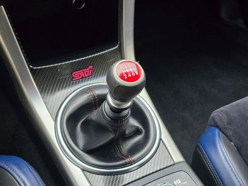 Used 2015 Subaru WRX STI Launch Edition image 24