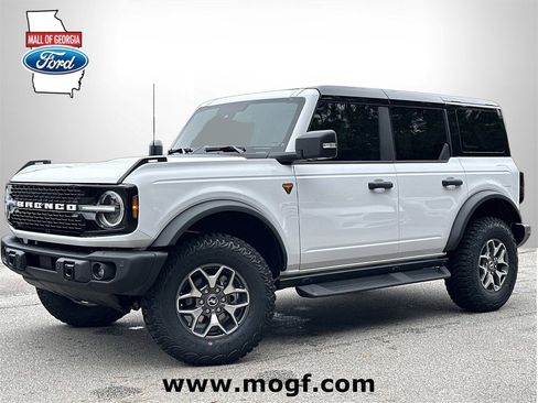 New 2025 Ford Bronco Badlands image 1