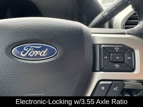 Used 2017 Ford F350 Lariat w/ Lariat Ultimate Package AWD/4WD image 32