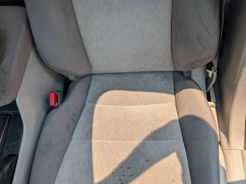 Used 2010 Honda Accord LX image 33